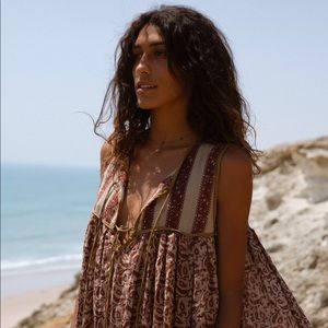 Daughters of India Aahna dress NWOT